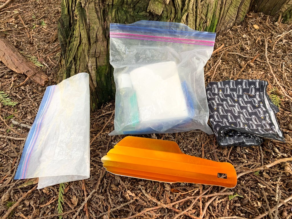 Hiking Bathroom Kit