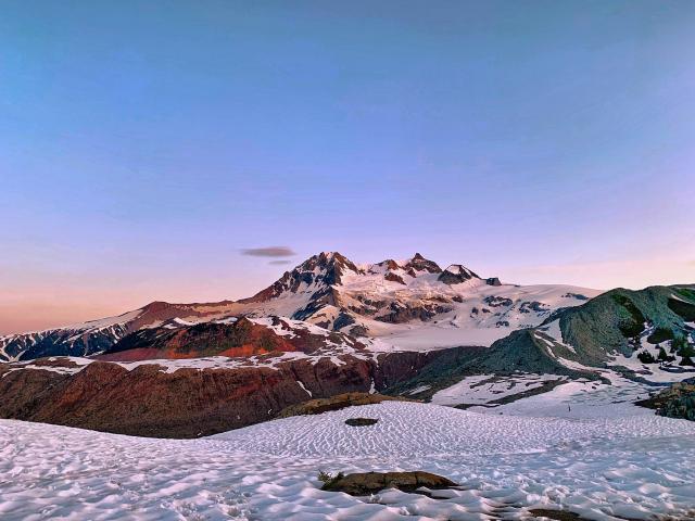 MAMQUAM LAKE TRAIL
