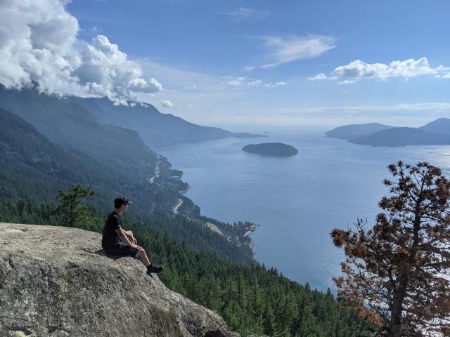 Tunnel Bluffs