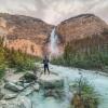 Takakkaw falls trail