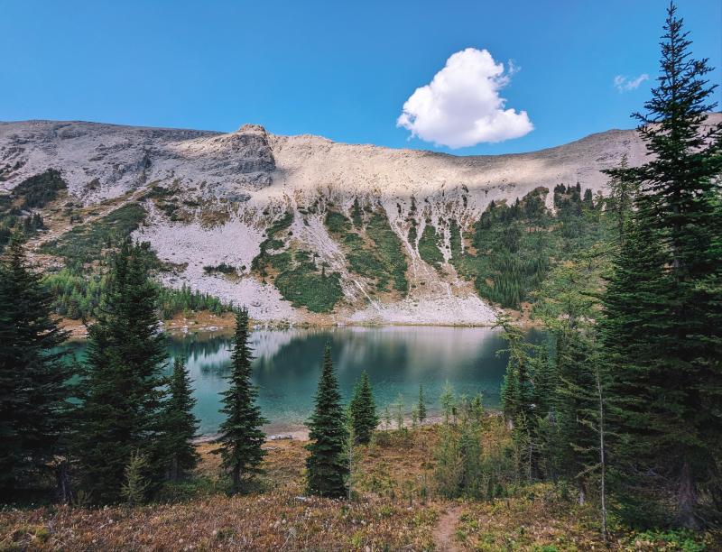 Sunburst Lake - Elizabeth Lake - Nub Peak