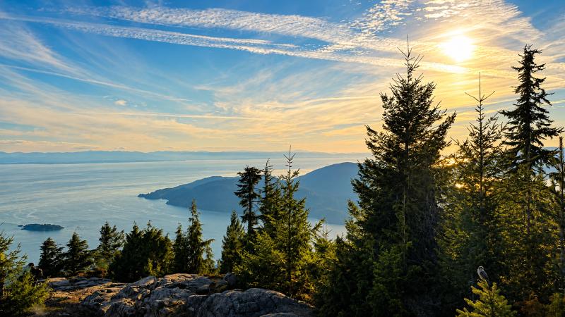 Eagle Bluffs Trail