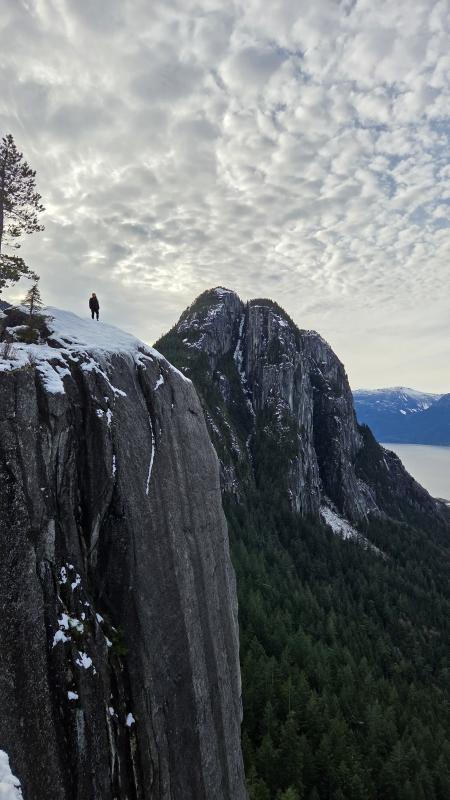 Shlanay Peak