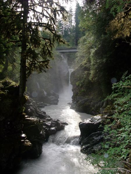 Mamquam Falls Trail