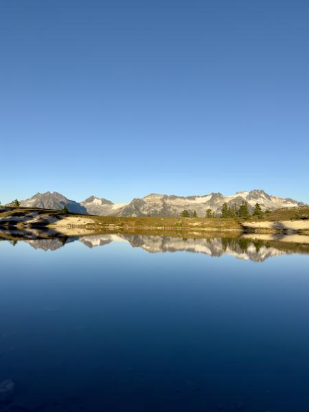 Elfin Lakes Trail