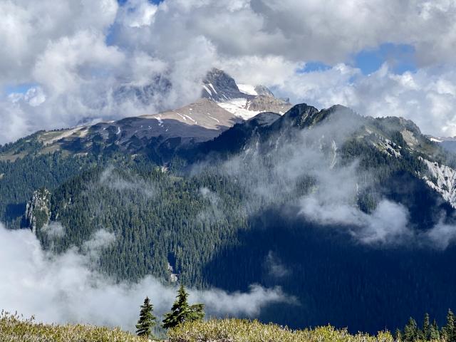 Comments, Elfin Lakes hiking and camping in Garibaldi Provincial Park near  Squamish, BC