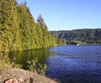 A viewpoint along the water along the trail to Admiralty Point
