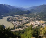 A view looking down at the town of Hope and the Fraser River from the Hope Lookout